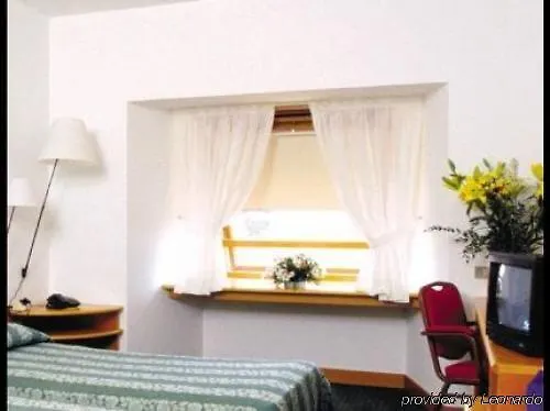Hotel Elitis Legnano